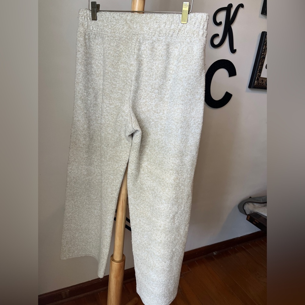 Aerie Offline Sweatpants Cream Textured Straight Leg Elastic Waist size Small - Picture 2 of 7